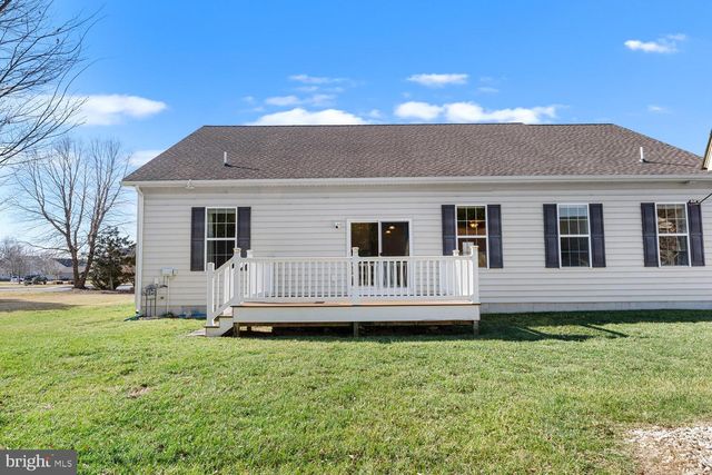 225 PONDS EDGE DR, Felton, DE 19943