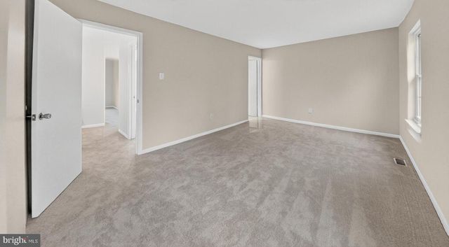 8209 LONDONDERRY CT, Laurel, MD 20707