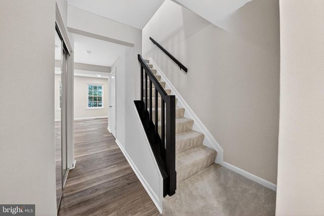 8209 LONDONDERRY CT, Laurel, MD 20707