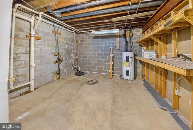 8209 LONDONDERRY CT, Laurel, MD 20707