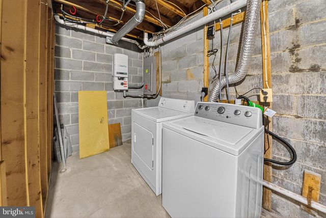 8209 LONDONDERRY CT, Laurel, MD 20707