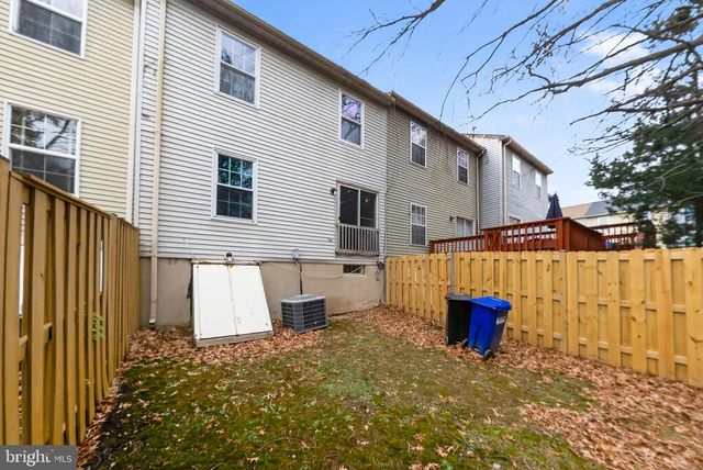 8209 LONDONDERRY CT, Laurel, MD 20707