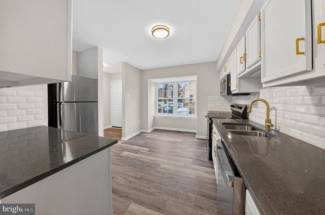 8209 LONDONDERRY CT, Laurel, MD 20707