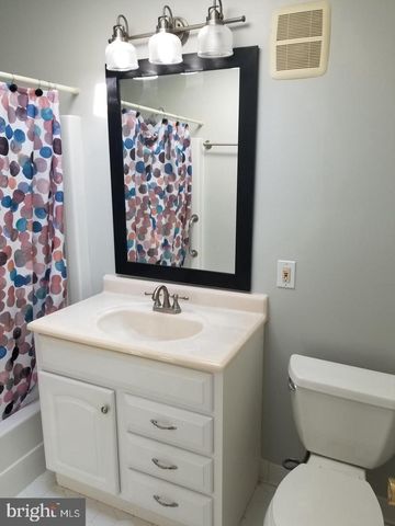 1035 TAYLORSVILLE LN, Edgewater, MD 21037