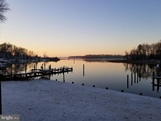 1035 TAYLORSVILLE LN, Edgewater, MD 21037