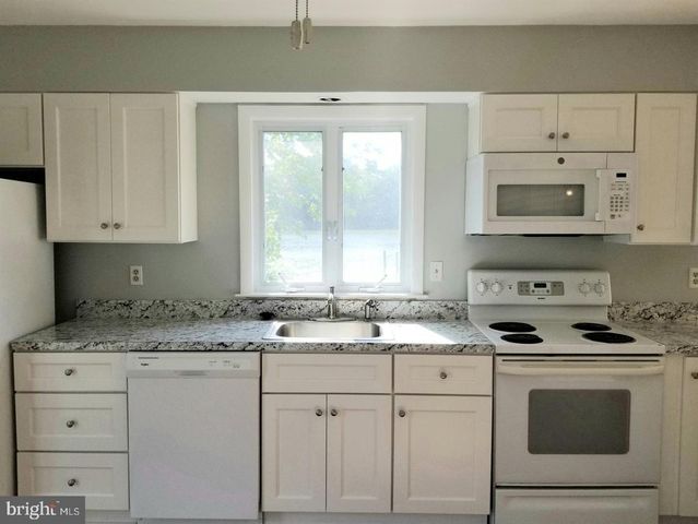 1035 TAYLORSVILLE LN, Edgewater, MD 21037