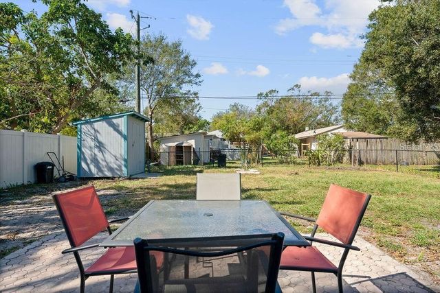 1105 58TH STREET S, St Petersburg, FL 33707