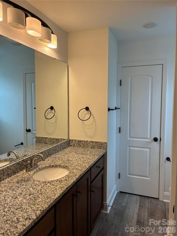 520 Hillandale Street NE 292, Concord, NC 28025