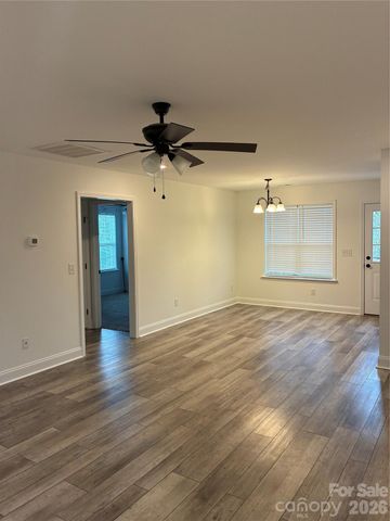 520 Hillandale Street NE 292, Concord, NC 28025