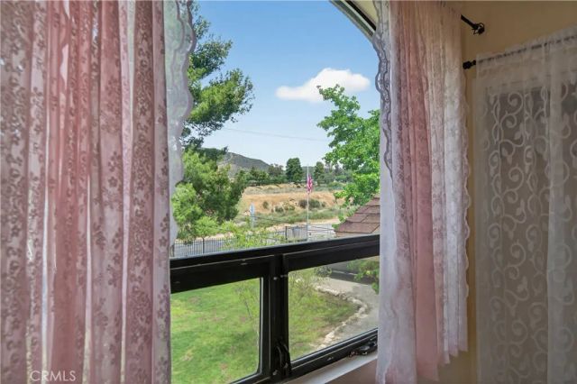 9902 Avenida Miravilla, Cherry Valley, CA 92223