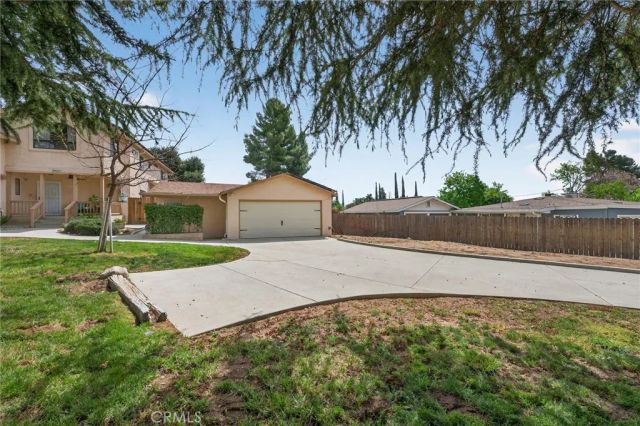 9902 Avenida Miravilla, Cherry Valley, CA 92223