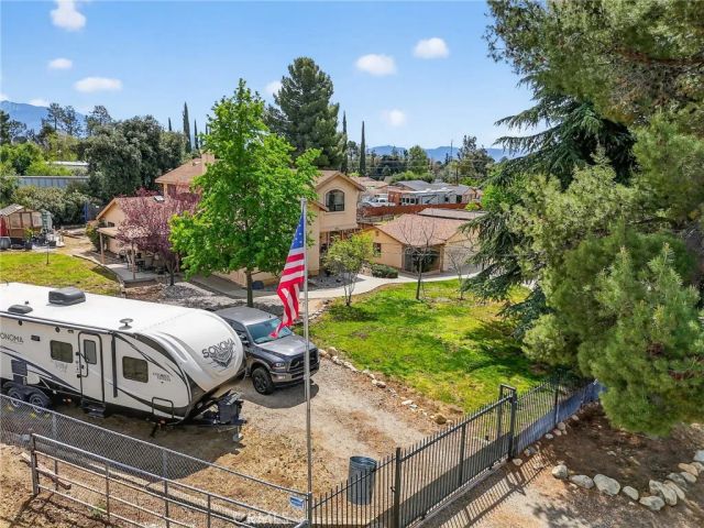 9902 Avenida Miravilla, Cherry Valley, CA 92223