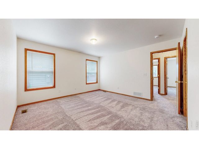 1809 Moonstone Cir, Loveland, CO 80537