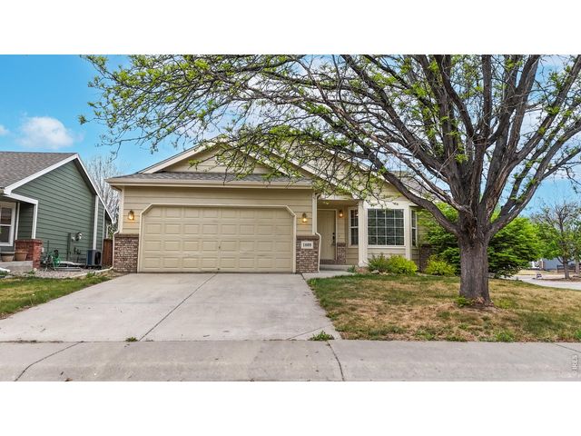 1809 Moonstone Cir, Loveland, CO 80537