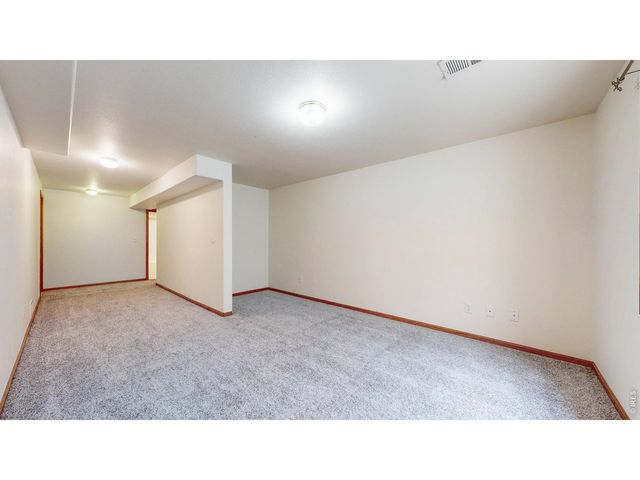 1809 Moonstone Cir, Loveland, CO 80537