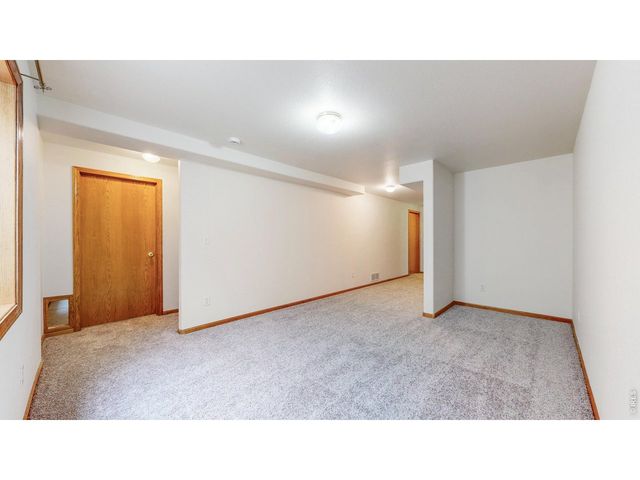 1809 Moonstone Cir, Loveland, CO 80537