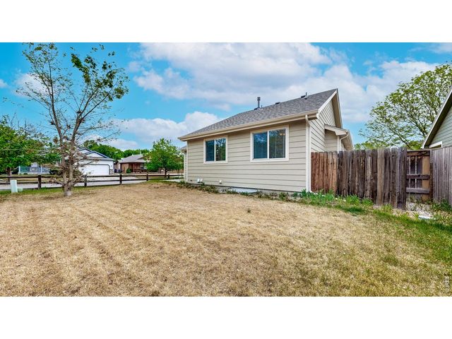 1809 Moonstone Cir, Loveland, CO 80537