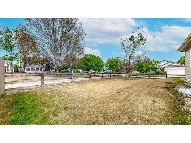 1809 Moonstone Cir, Loveland, CO 80537