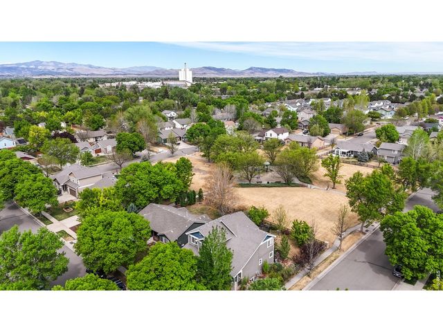 1809 Moonstone Cir, Loveland, CO 80537