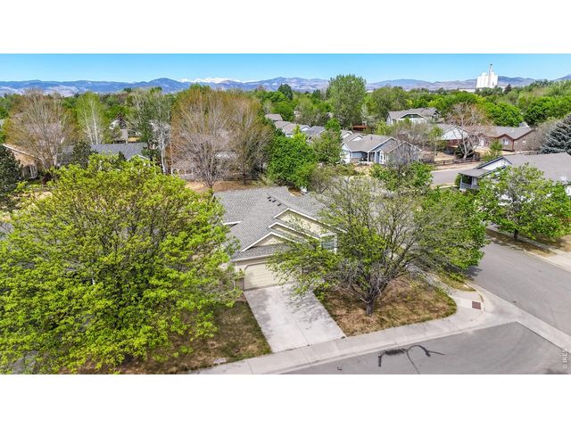 1809 Moonstone Cir, Loveland, CO 80537