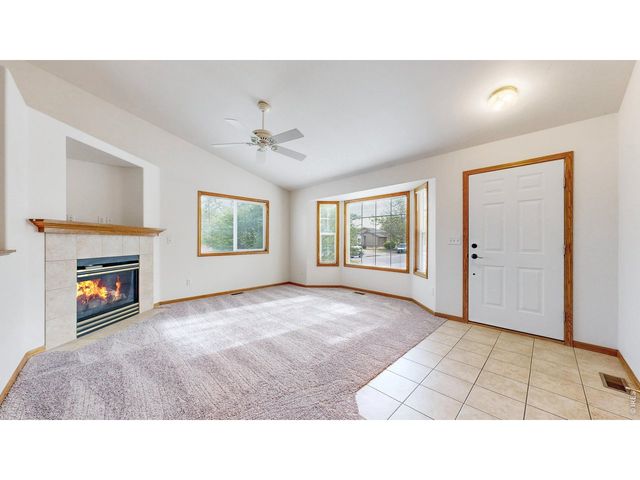1809 Moonstone Cir, Loveland, CO 80537