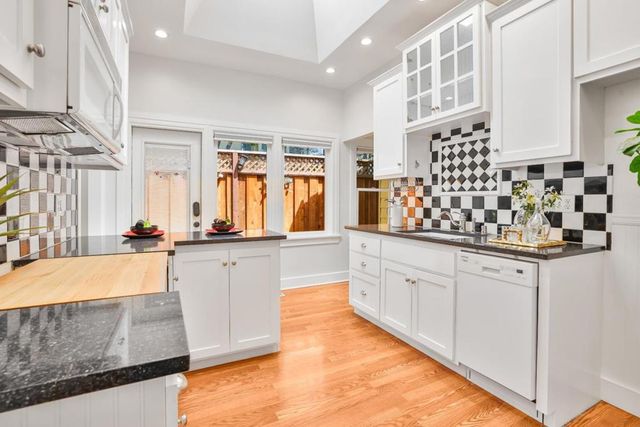 20 Clayton, San Jose, CA 95110