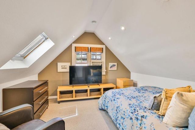 20 Clayton, San Jose, CA 95110