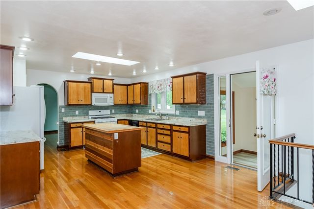 3806 Saint Andrews, Bath Twp, OH 45324