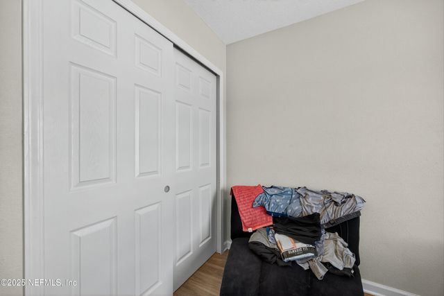 756 TALKING TREE Drive, Jacksonville, FL 32205