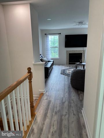 20949 KILLAWOG TER, Ashburn, VA 20147