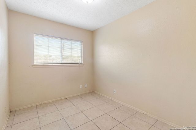1523 NOBLE OAK DR, San Antonio, TX 78227