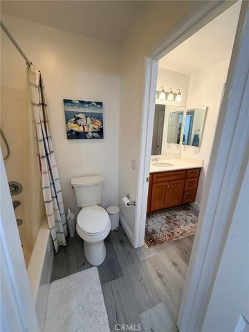 9 Zuma 5, Irvine, CA 92602