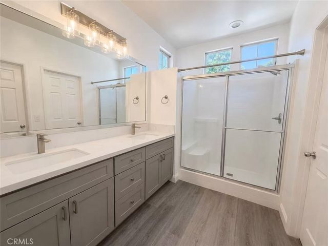 9 Zuma 5, Irvine, CA 92602