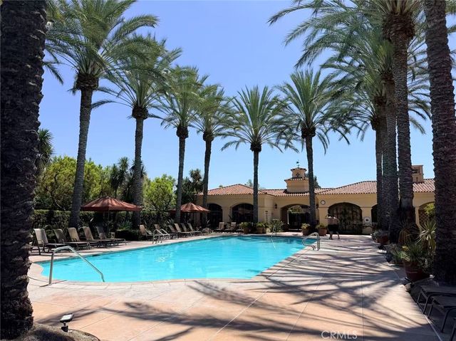 9 Zuma 5, Irvine, CA 92602