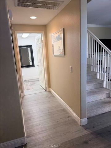 9 Zuma 5, Irvine, CA 92602