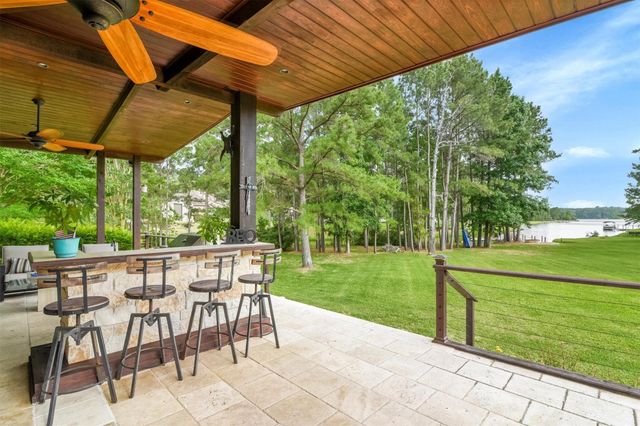 19727 Country Lake Drive, Magnolia, TX 77355