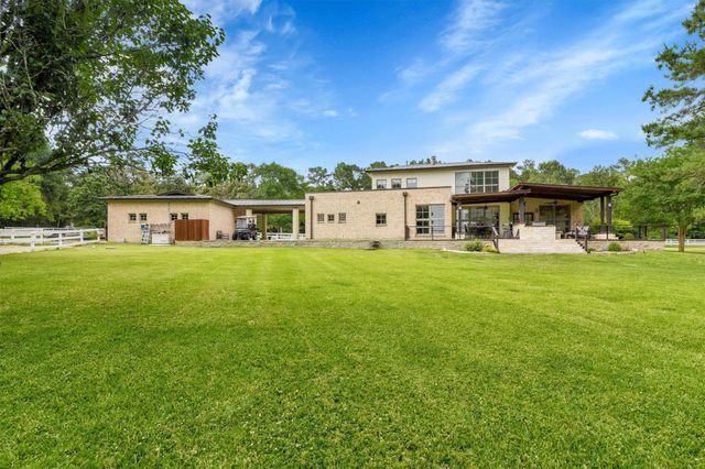 19727 Country Lake Drive, Magnolia, TX 77355