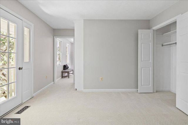 12478 CAVALIER DR, Woodbridge, VA 22192