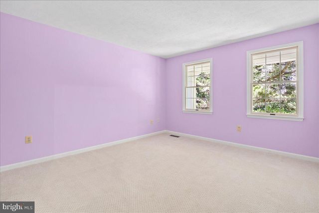 12478 CAVALIER DR, Woodbridge, VA 22192