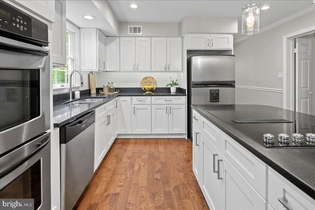 12478 CAVALIER DR, Woodbridge, VA 22192