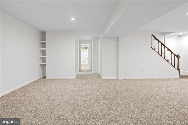 12478 CAVALIER DR, Woodbridge, VA 22192