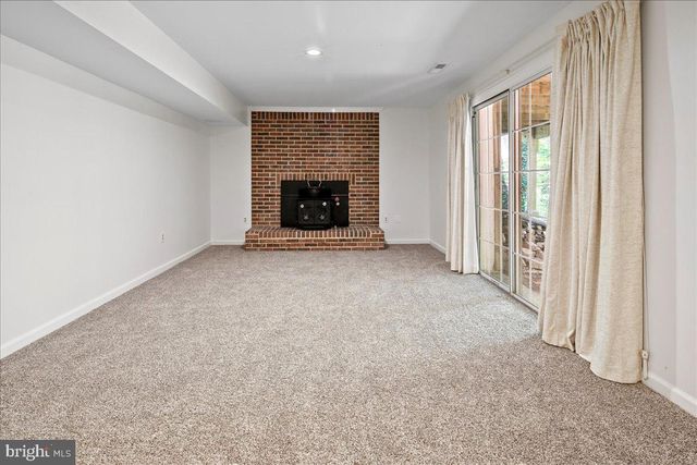 12478 CAVALIER DR, Woodbridge, VA 22192
