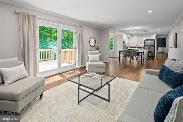 12478 CAVALIER DR, Woodbridge, VA 22192