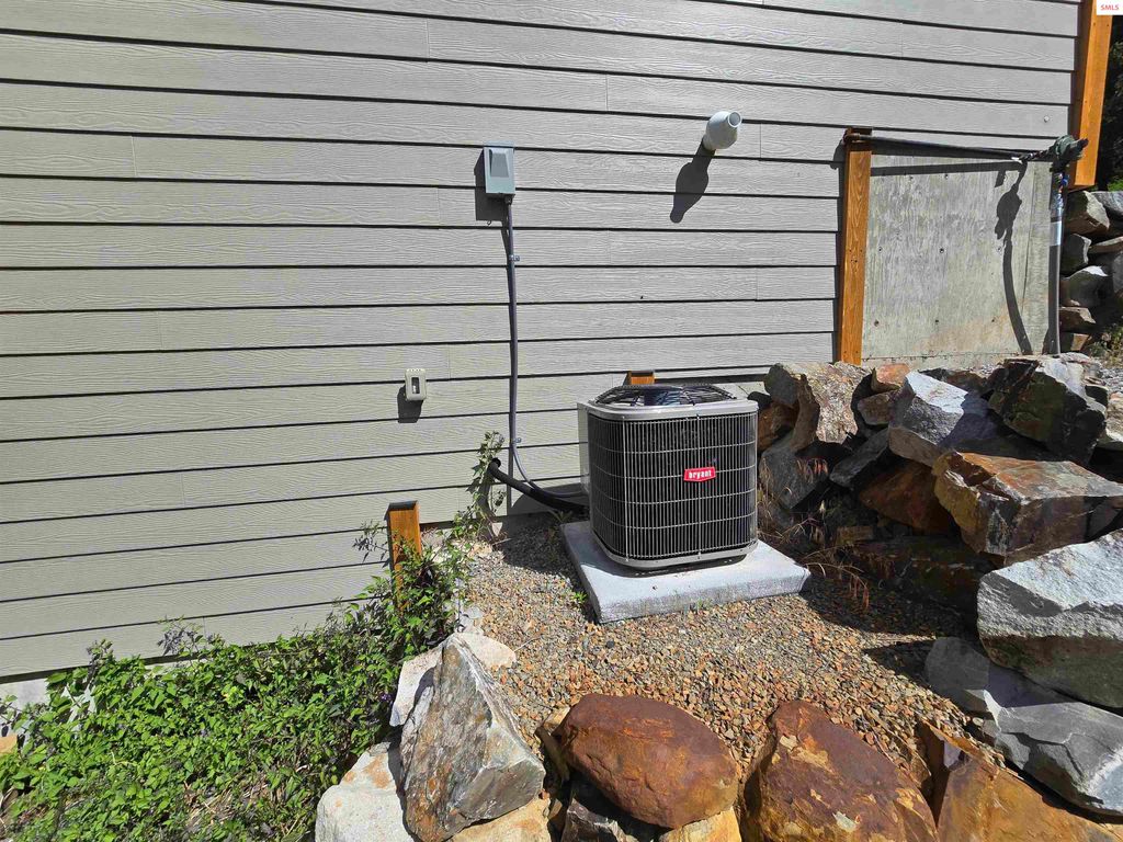 1935 Eagen Mountain Dr, Hope, ID 83836 photo 32