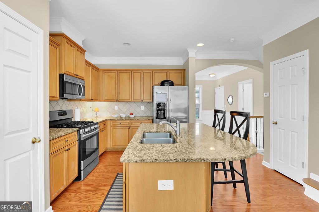 11030 Skyway Drive, Johns Creek, GA 30097 — photo 4