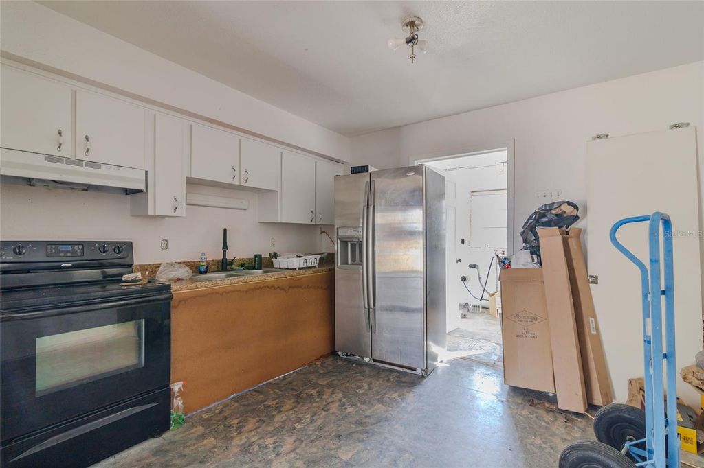 Image 16 of property listing at 5242 SE 112TH STREET, Belleview, FL 34420