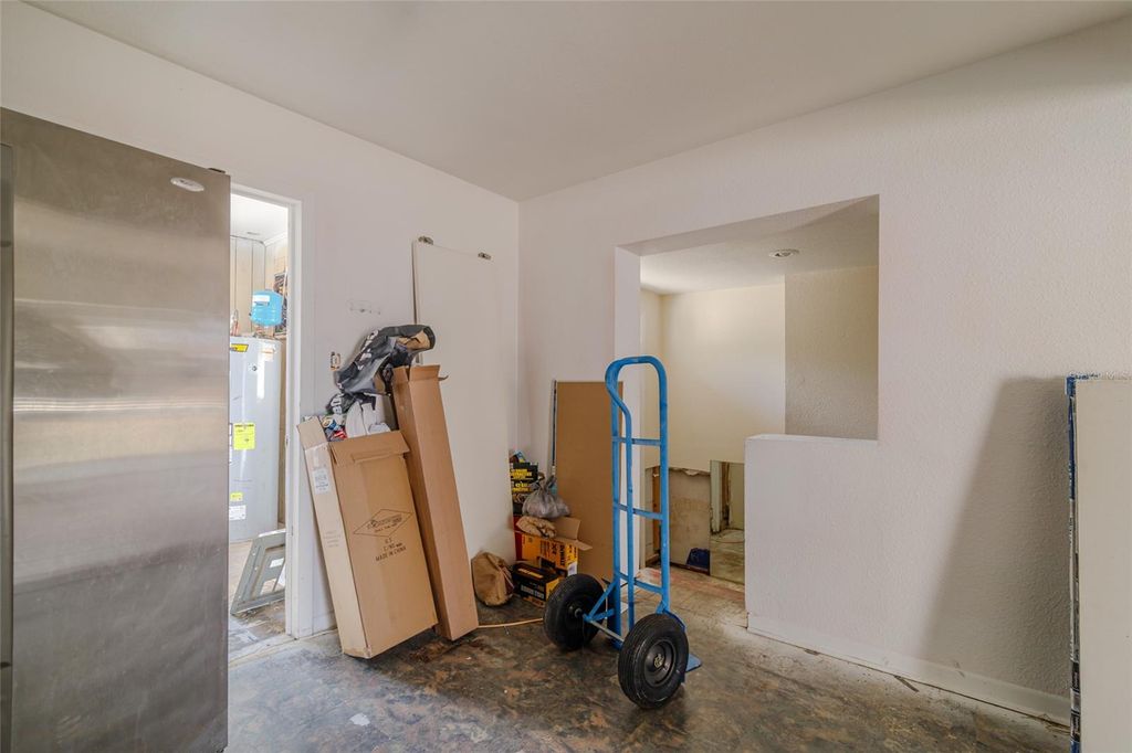 Image 19 of property listing at 5242 SE 112TH STREET, Belleview, FL 34420