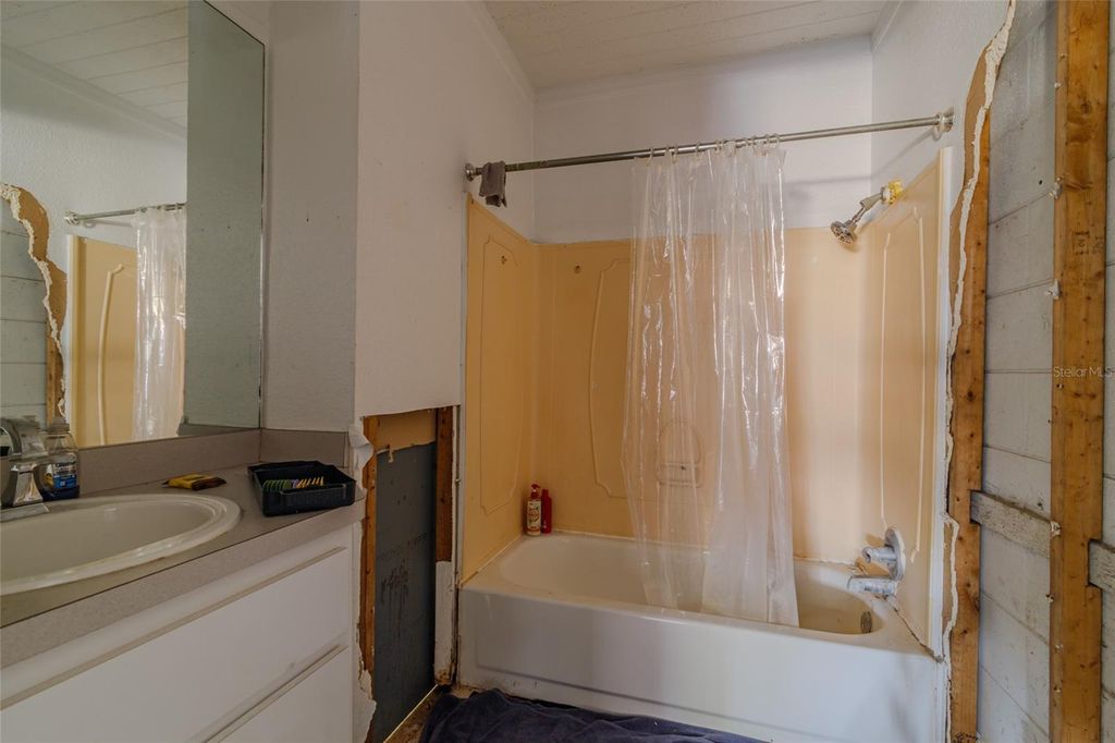 Image 28 of property listing at 5242 SE 112TH STREET, Belleview, FL 34420