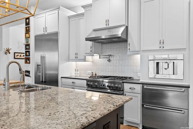 1311 Ellsworth Farm, San Antonio, TX 78260