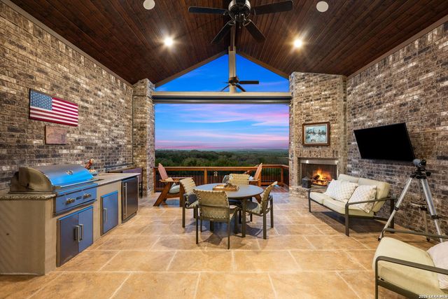 1311 Ellsworth Farm, San Antonio, TX 78260